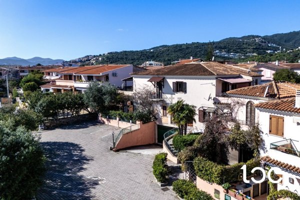 casa indipendente in vendita a Budoni in zona Ottiolu
