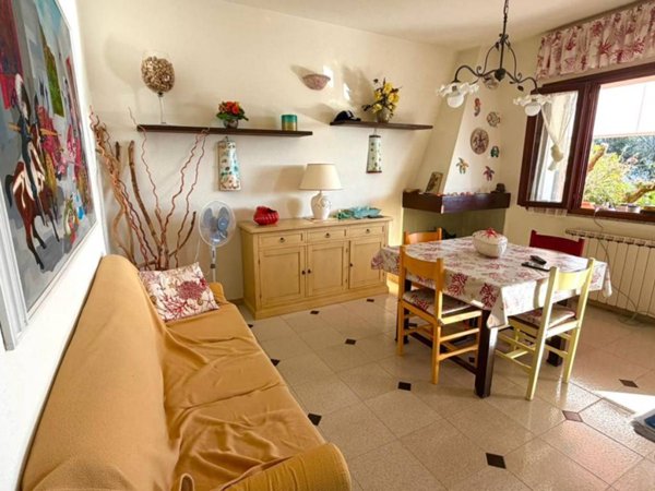 appartamento in vendita a Budoni in zona Agrustos