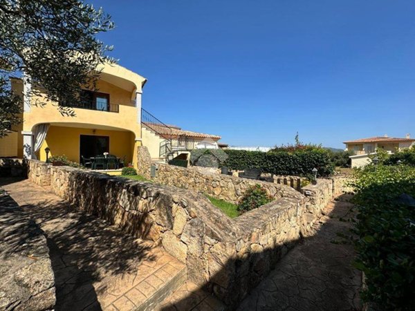 appartamento in vendita a Budoni in zona Baia Sant 'Anna