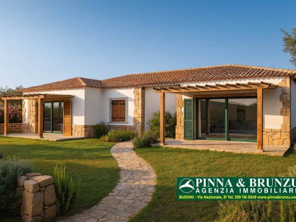 casa indipendente in vendita a Budoni