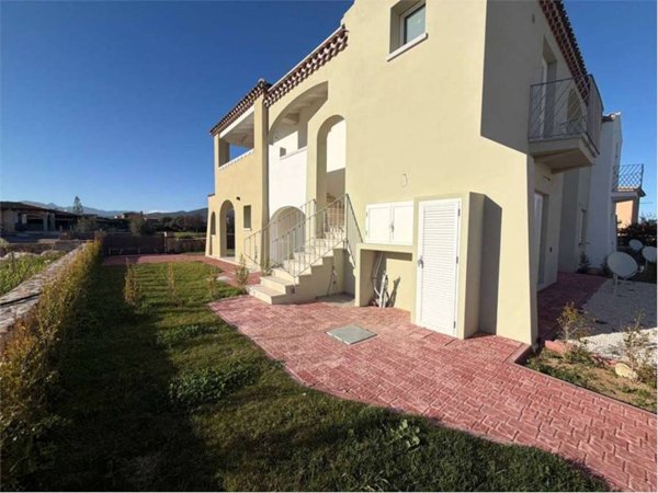 appartamento in vendita a Budoni in zona Ottiolu