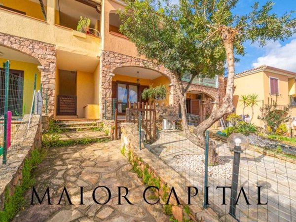 appartamento in vendita a Budoni in zona Tamarispa