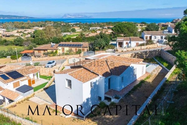 casa indipendente in vendita a Budoni in zona Baia Sant 'Anna