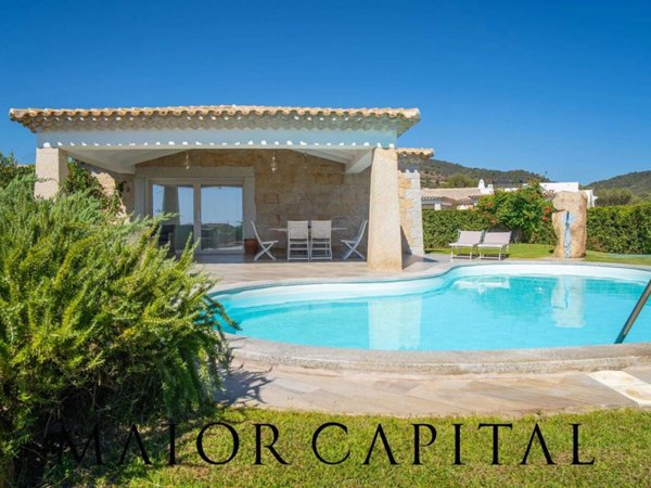 casa indipendente in vendita a Budoni in zona Budoni centro