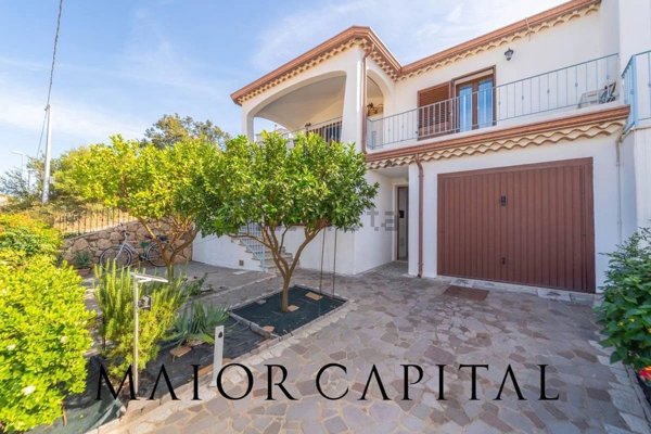 casa indipendente in vendita a Budoni