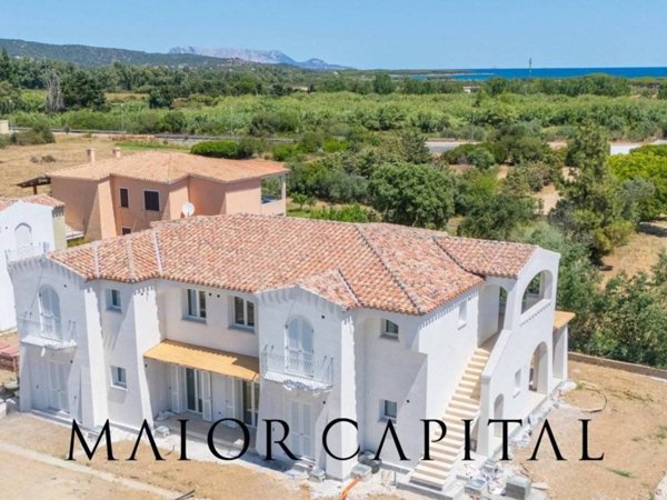 appartamento in vendita a Budoni in zona Baia Sant 'Anna