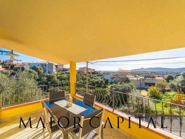 appartamento in vendita a Budoni in zona Agrustos