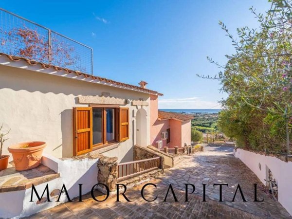 appartamento in vendita a Budoni in zona Agrustos