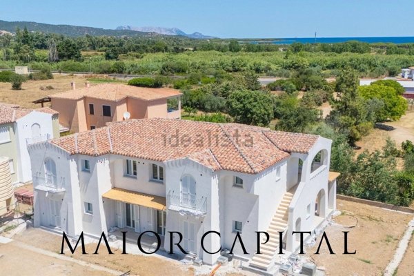 appartamento in vendita a Budoni