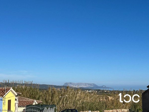 appartamento in vendita a Budoni in zona S'iscala