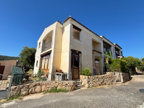 appartamento in vendita a Budoni