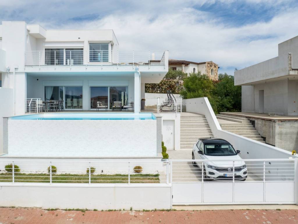 casa indipendente in vendita a Budoni