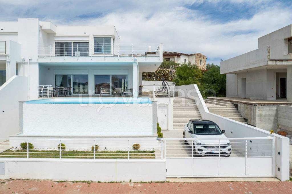casa indipendente in vendita a Budoni in zona Budoni centro