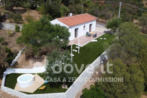 casa indipendente in vendita a Budoni