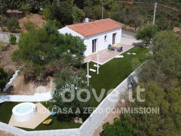 casa indipendente in vendita a Budoni in zona San Pietro