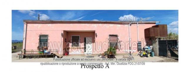 locale commerciale in vendita a Budoni in zona San Gavino