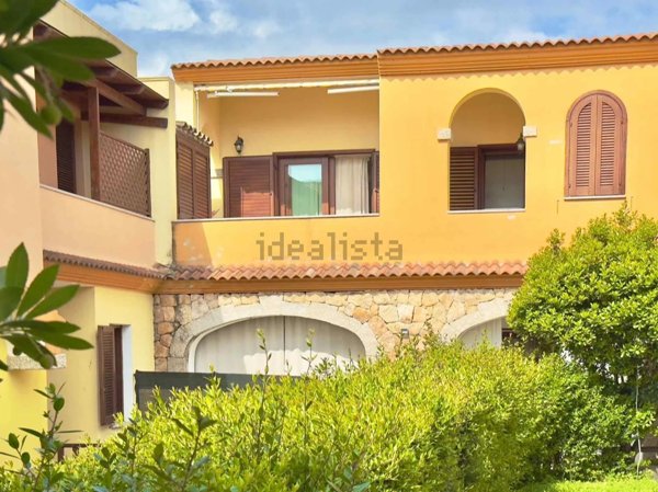 appartamento in vendita a Budoni in zona Tanaunella
