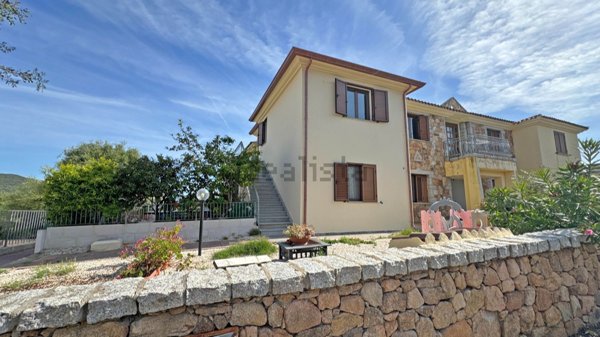appartamento in vendita a Budoni in zona Budoni centro