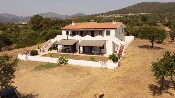 casa indipendente in vendita a Budoni in zona Agrustos