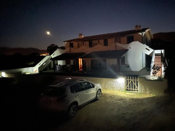 casa indipendente in vendita a Budoni in zona Agrustos