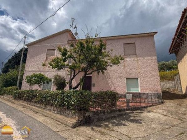 casa indipendente in vendita a Budoni in zona San Lorenzo
