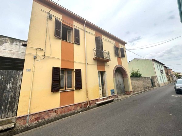 casa semindipendente in vendita a Budoni in zona San Gavino