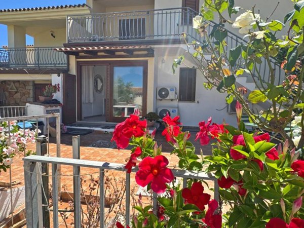 appartamento in vendita a Budoni in zona Budoni centro