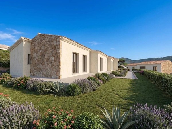 casa indipendente in vendita a Budoni in zona Baia Sant 'Anna
