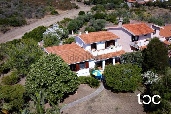 casa indipendente in vendita a Budoni