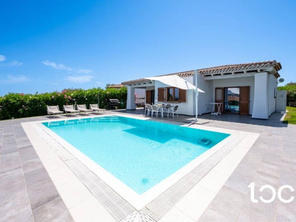 casa indipendente in vendita a Budoni in zona Tanaunella