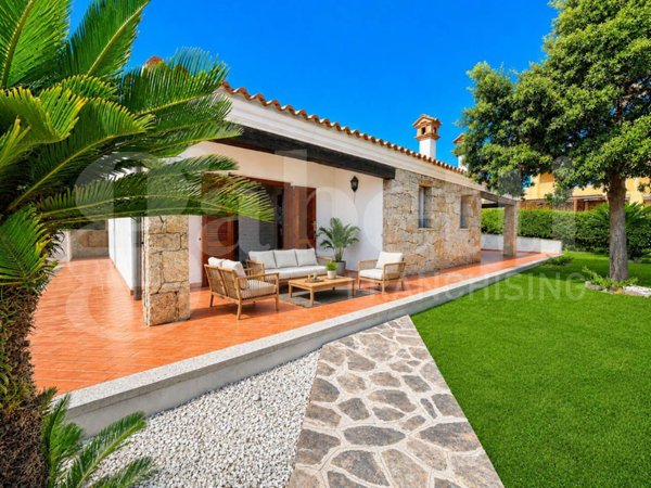 casa indipendente in vendita a Budoni in zona Tanaunella