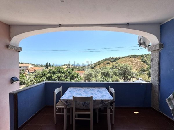 appartamento in vendita a Budoni in zona Luttuni