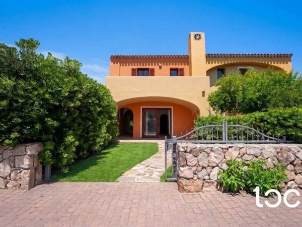 casa indipendente in vendita a Budoni in zona Budoni centro
