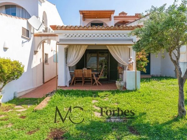 casa indipendente in vendita a Budoni in zona Baia Sant 'Anna
