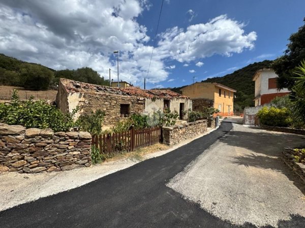 appartamento in vendita a Budoni in zona Budoni centro