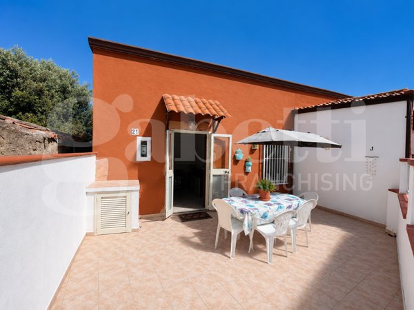 casa indipendente in vendita a Budoni in zona Limpiddu