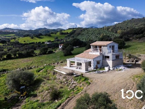 casa indipendente in vendita a Budoni in zona Limpiddu