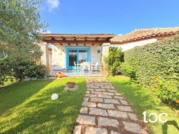 casa indipendente in vendita a Budoni in zona Agrustos