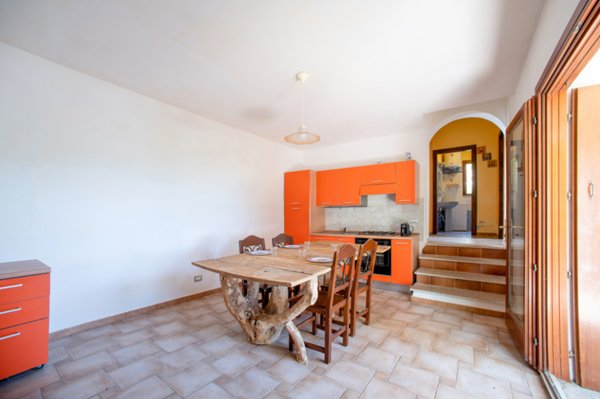 casa indipendente in vendita a Budoni in zona Tanaunella
