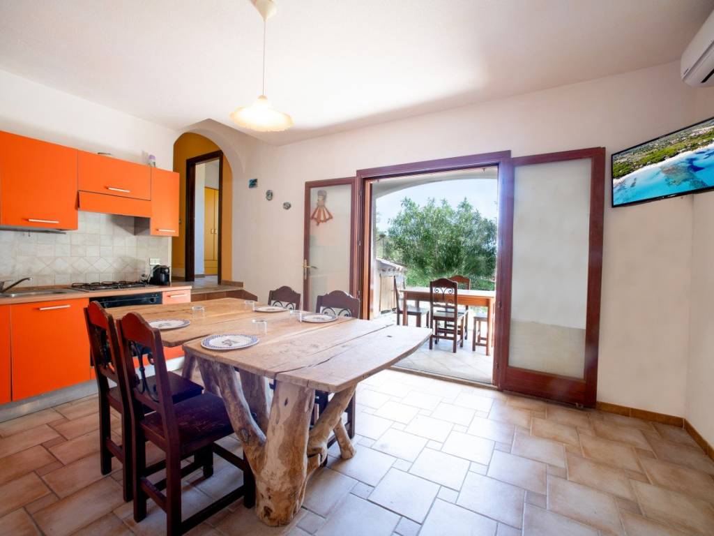 casa indipendente in vendita a Budoni in zona Tanaunella
