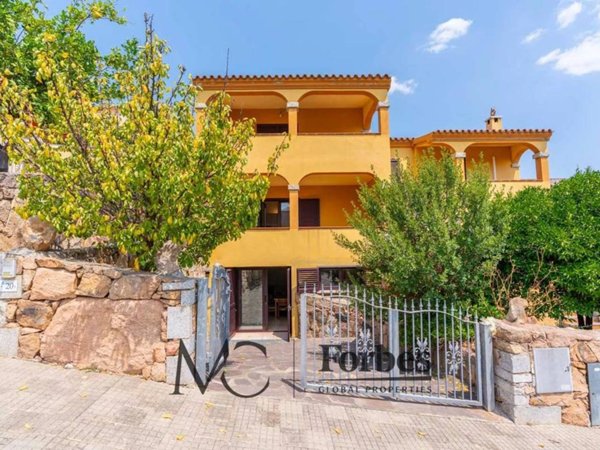 casa indipendente in vendita a Budoni in zona San Pietro