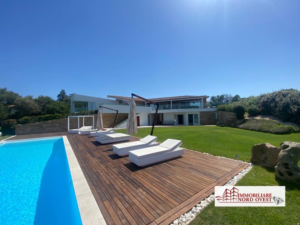 casa indipendente in vendita a San Teodoro(SS)