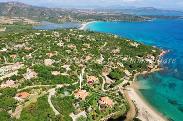 casa indipendente in vendita a San Teodoro(SS) in zona Monte Petrosu