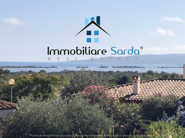 casa indipendente in vendita a San Teodoro(SS) in zona Lu Fraili