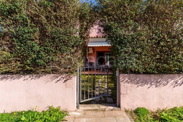 casa indipendente in vendita a San Teodoro(SS) in zona Buddittogliu Straulas