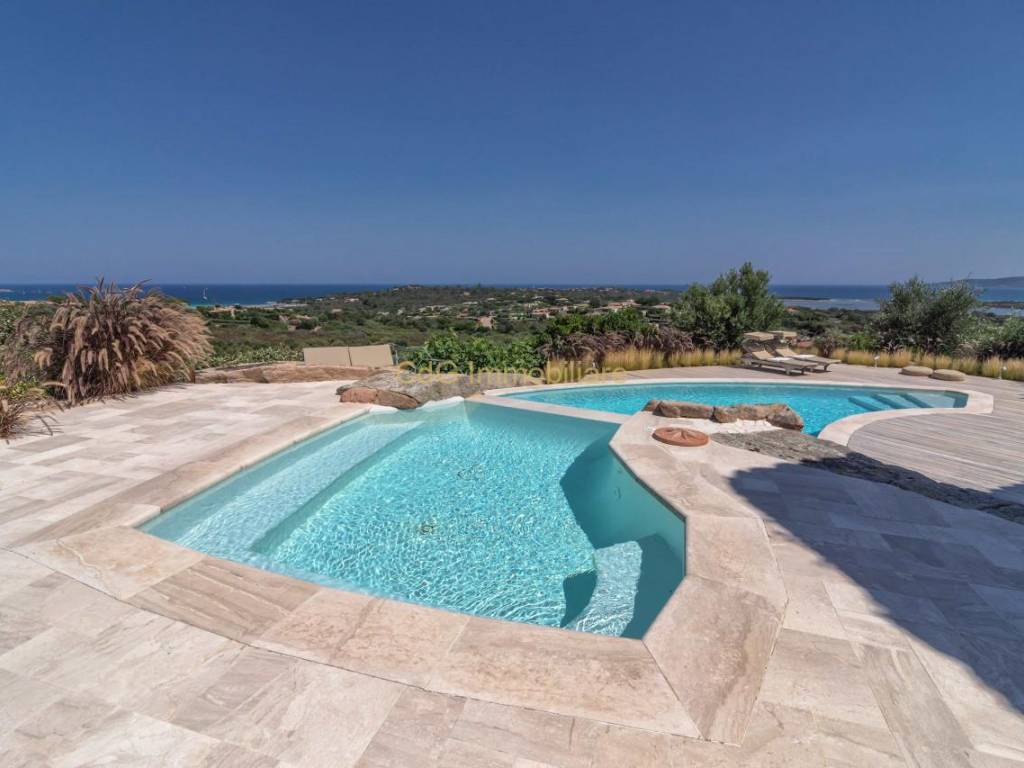 casa indipendente in vendita a San Teodoro(SS) in zona Lu Impostu
