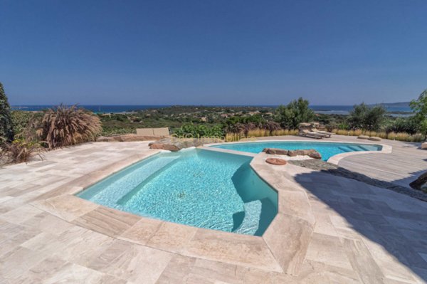casa indipendente in vendita a San Teodoro(SS) in zona Lu Impostu