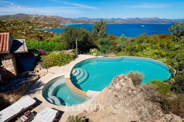 casa indipendente in vendita a San Teodoro(SS)