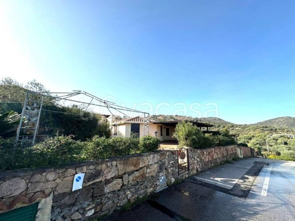 casa indipendente in vendita a San Teodoro(SS) in zona Badualga / La Runcina