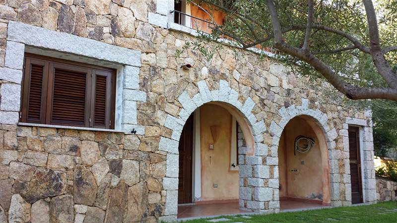 casa indipendente in vendita a San Teodoro(SS)